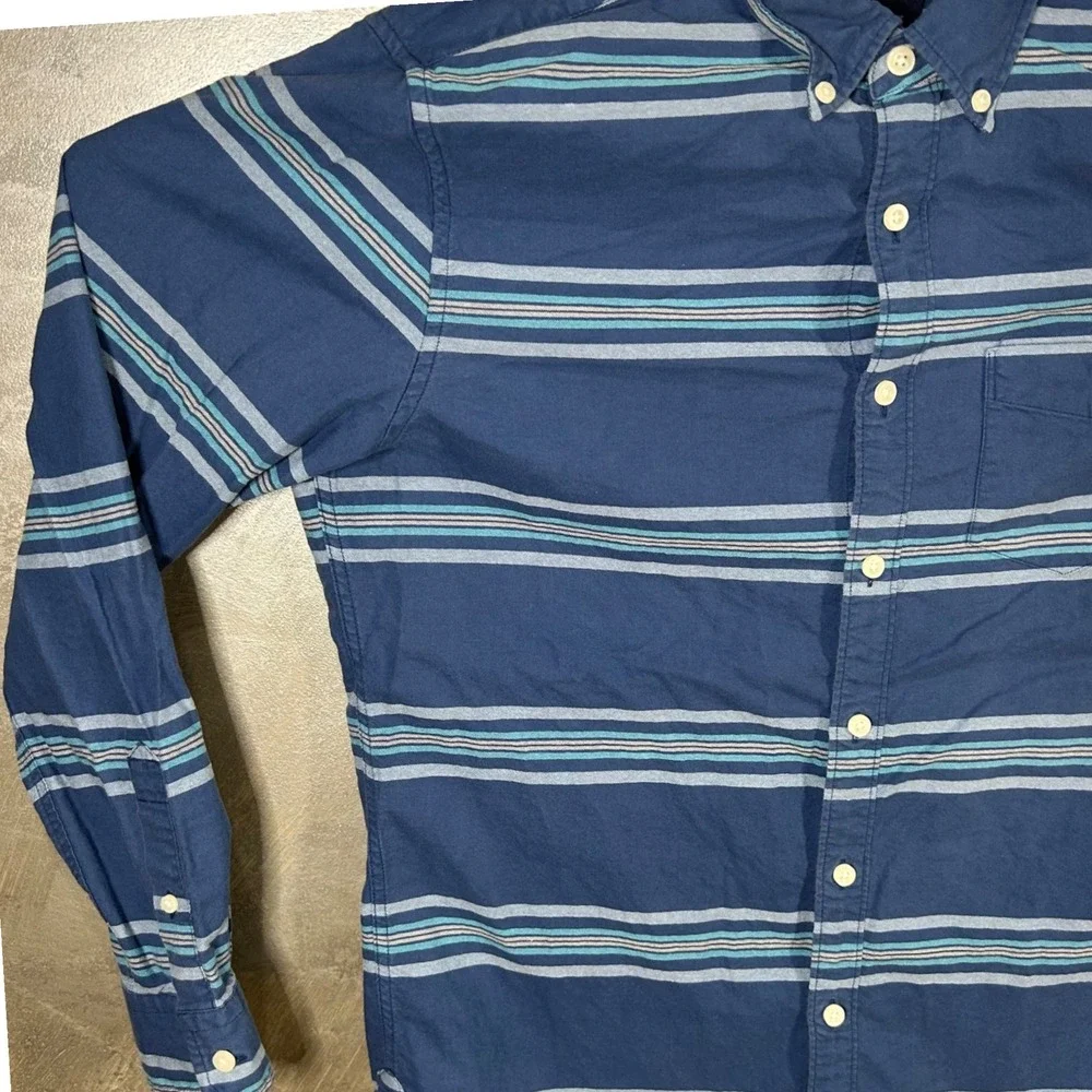 American Eagle Outfitters Mens‎ Striped Button Down Shirt Medium Soft Blue